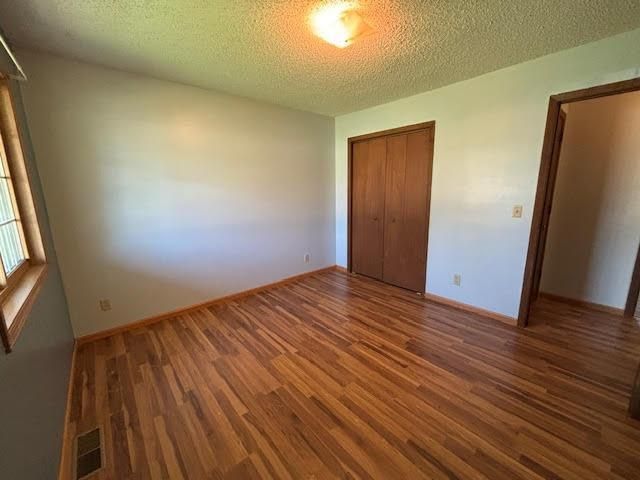 1114 Greenwood Street E, Thief River Falls, MN 56701