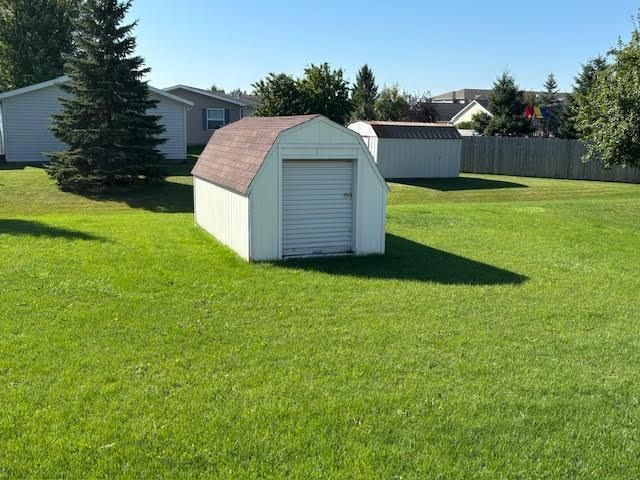 1114 Greenwood Street E, Thief River Falls, MN 56701