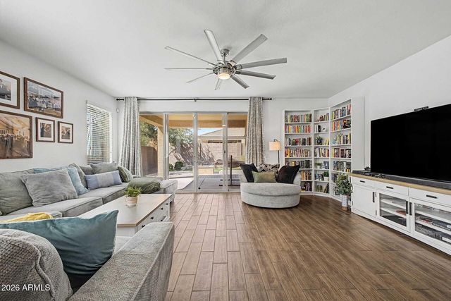 9340 W PASADENA Avenue, Glendale, AZ 85305