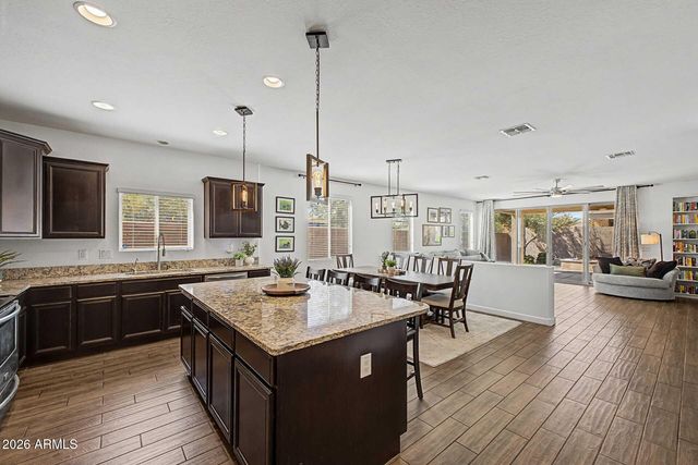 9340 W PASADENA Avenue, Glendale, AZ 85305