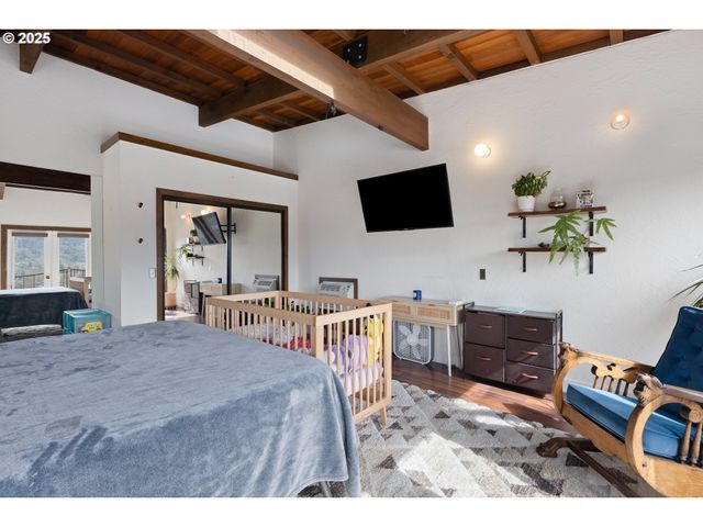 141 UMPQUA COLLEGE Rd, Roseburg, OR 97470