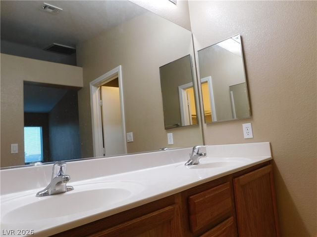 5275 Railroad River Avenue, Las Vegas, NV 89139
