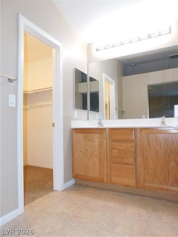 5275 Railroad River Avenue, Las Vegas, NV 89139