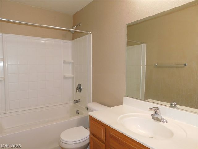 5275 Railroad River Avenue, Las Vegas, NV 89139