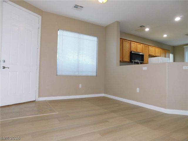 5275 Railroad River Avenue, Las Vegas, NV 89139