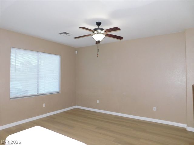 5275 Railroad River Avenue, Las Vegas, NV 89139