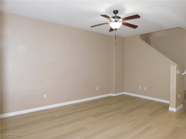 5275 Railroad River Avenue, Las Vegas, NV 89139