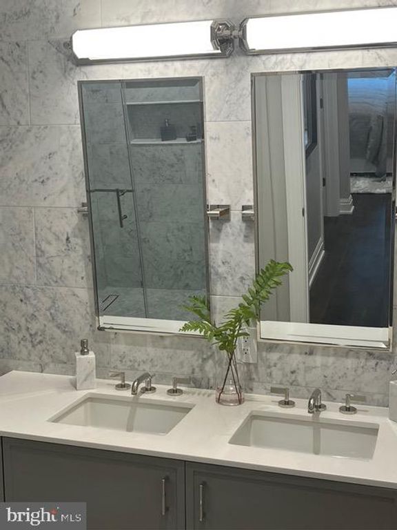 10206 MONTGOMERY AVE #15, Kensington, MD 20895