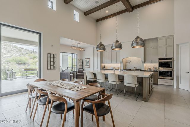 12016 N SUNSET VISTA Drive, Fountain Hills, AZ 85268