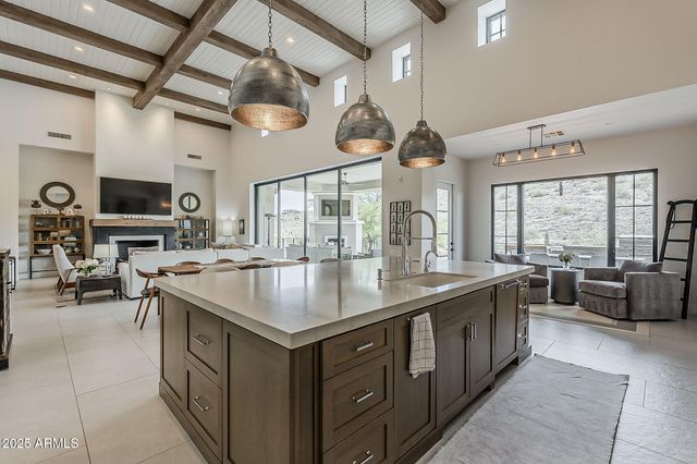 12016 N SUNSET VISTA Drive, Fountain Hills, AZ 85268