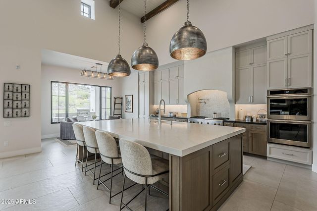 12016 N SUNSET VISTA Drive, Fountain Hills, AZ 85268