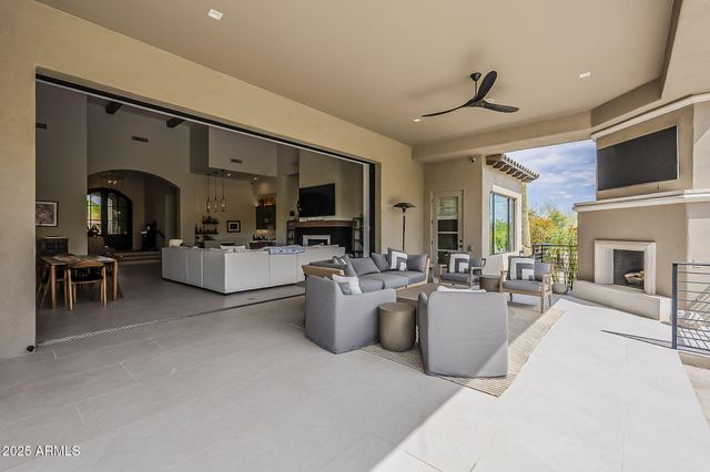 12016 N SUNSET VISTA Drive, Fountain Hills, AZ 85268