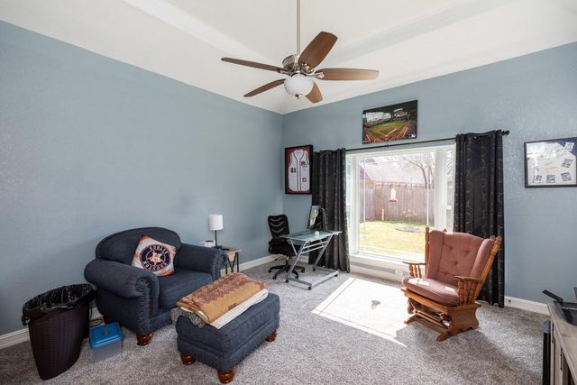 2705 E Tanager Trail, Orange, TX 77632