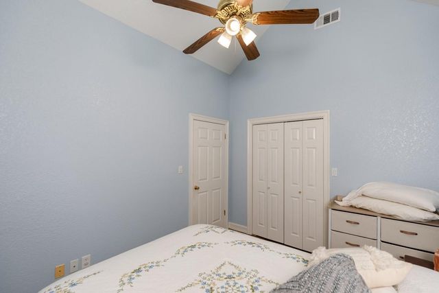 2705 E Tanager Trail, Orange, TX 77632