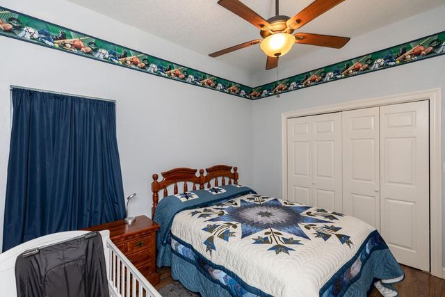 2705 E Tanager Trail, Orange, TX 77632