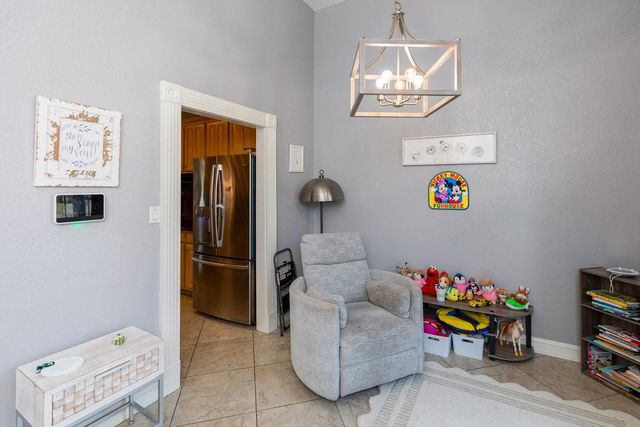 2705 E Tanager Trail, Orange, TX 77632