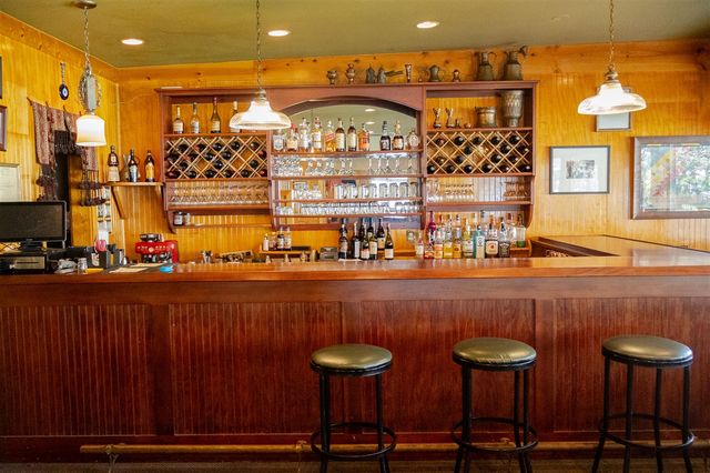 13581 Red Arrow Highway, Sawyer, MI 49125