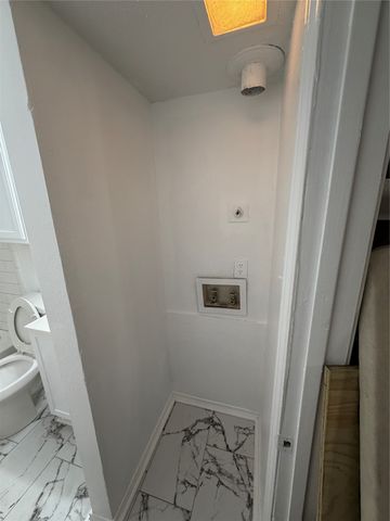 9807 Walnut Street 203, Dallas, TX 75243