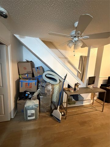 9807 Walnut Street 203, Dallas, TX 75243