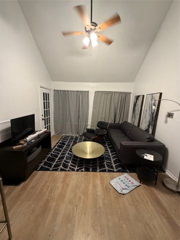 9807 Walnut Street 203, Dallas, TX 75243