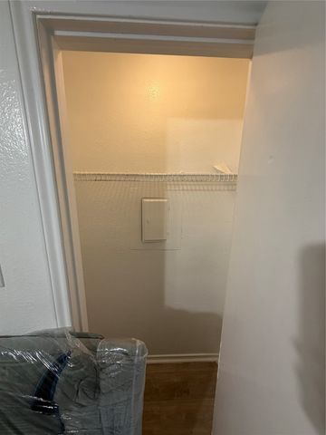 9807 Walnut Street 203, Dallas, TX 75243