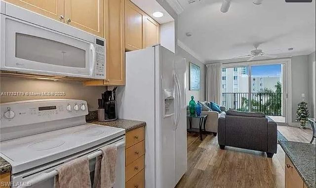 2825 Palm Beach BLVD # 418, Fort Myers, FL 33916