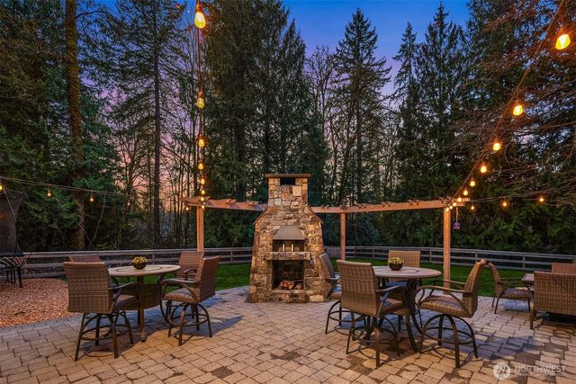 12419 205th Place NE, Woodinville, WA 98077