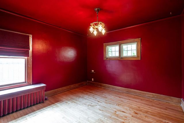2543 N Grant BOULEVARD, Milwaukee, WI 53210