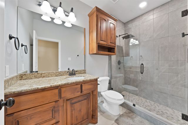 220 Pinnacle Peak Lane, Weatherford, TX 76087