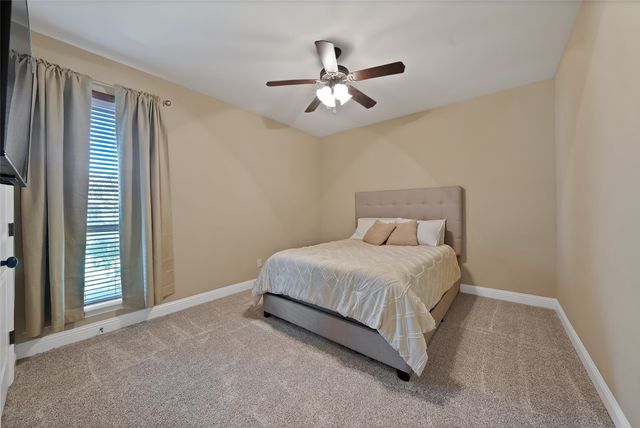 220 Pinnacle Peak Lane, Weatherford, TX 76087