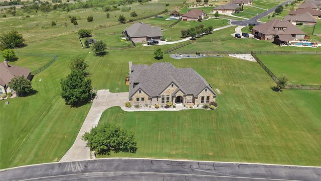 220 Pinnacle Peak Lane, Weatherford, TX 76087