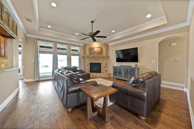 220 Pinnacle Peak Lane, Weatherford, TX 76087