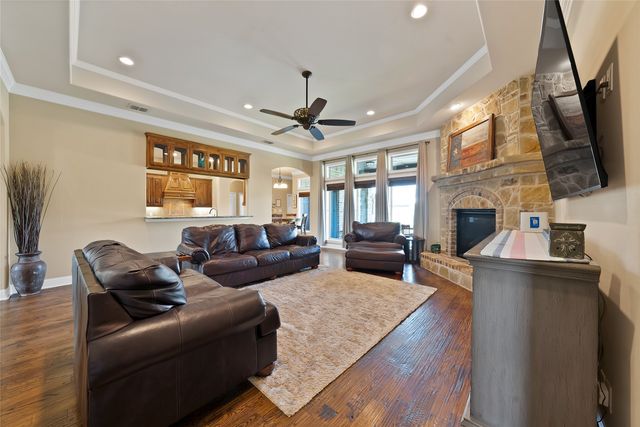 220 Pinnacle Peak Lane, Weatherford, TX 76087