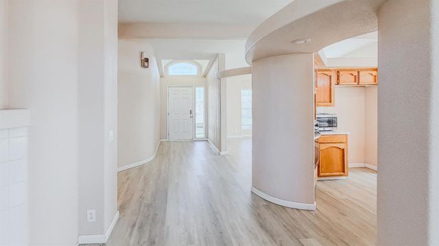 7033 34th St, North Highlands, CA 95660