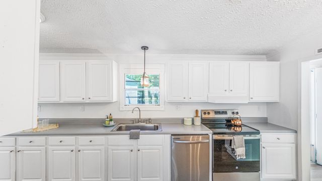 118 Regent Street, Summerville, SC 29483