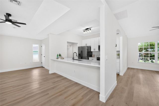264 PERIWINKLE ROAD, Venice, FL 34293