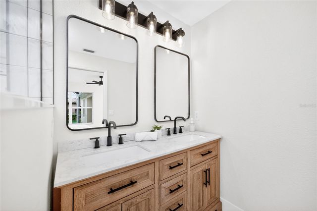 264 PERIWINKLE ROAD, Venice, FL 34293