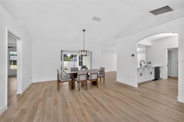 264 PERIWINKLE ROAD, Venice, FL 34293