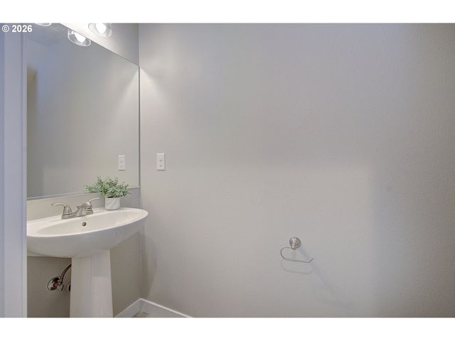 14007 Ne 7TH Ct, Vancouver, WA 98685