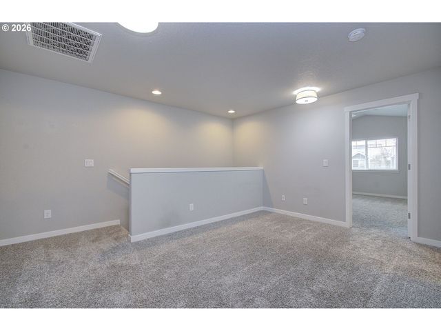 14007 Ne 7TH Ct, Vancouver, WA 98685