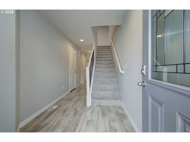 14007 Ne 7TH Ct, Vancouver, WA 98685