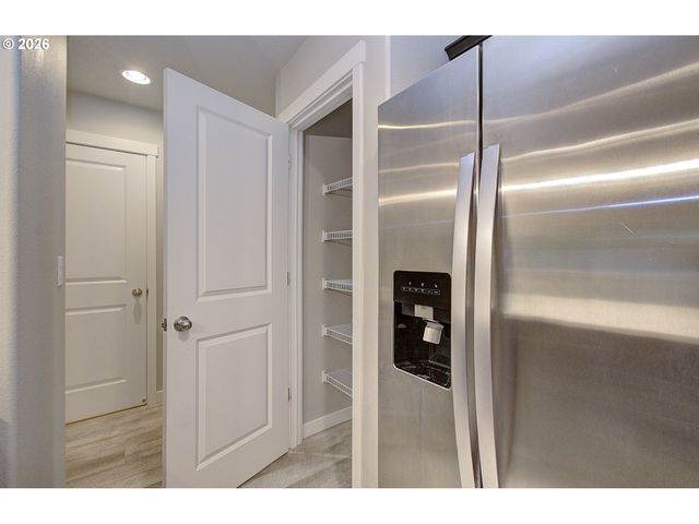 14007 Ne 7TH Ct, Vancouver, WA 98685