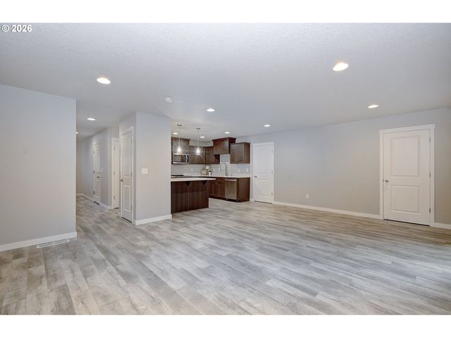 14007 Ne 7TH Ct, Vancouver, WA 98685