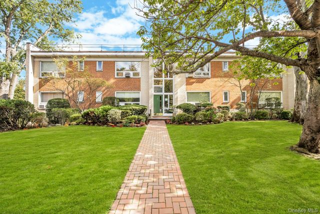 2 Channing Place 2L, Eastchester, NY 10709