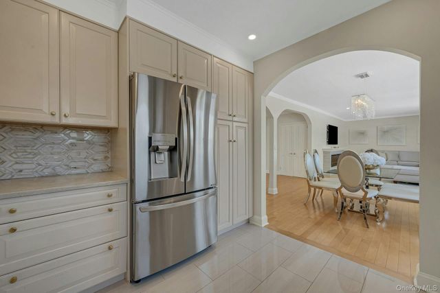 2 Channing Place 2L, Eastchester, NY 10709