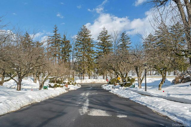 2 Channing Place 2L, Eastchester, NY 10709