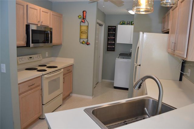 1706 EL NINO STREET, The Villages, FL 32162