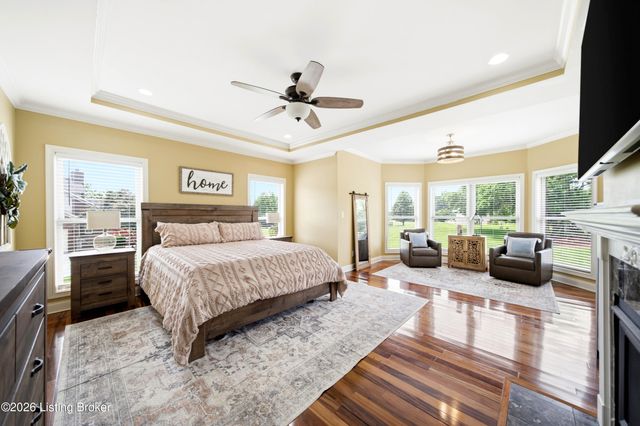 5314 High Crest Dr, Crestwood, KY 40014