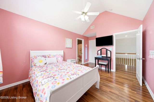 5314 High Crest Dr, Crestwood, KY 40014