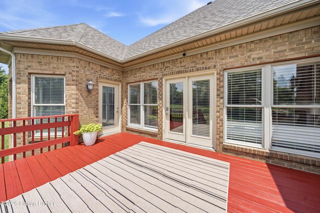 5314 High Crest Dr, Crestwood, KY 40014